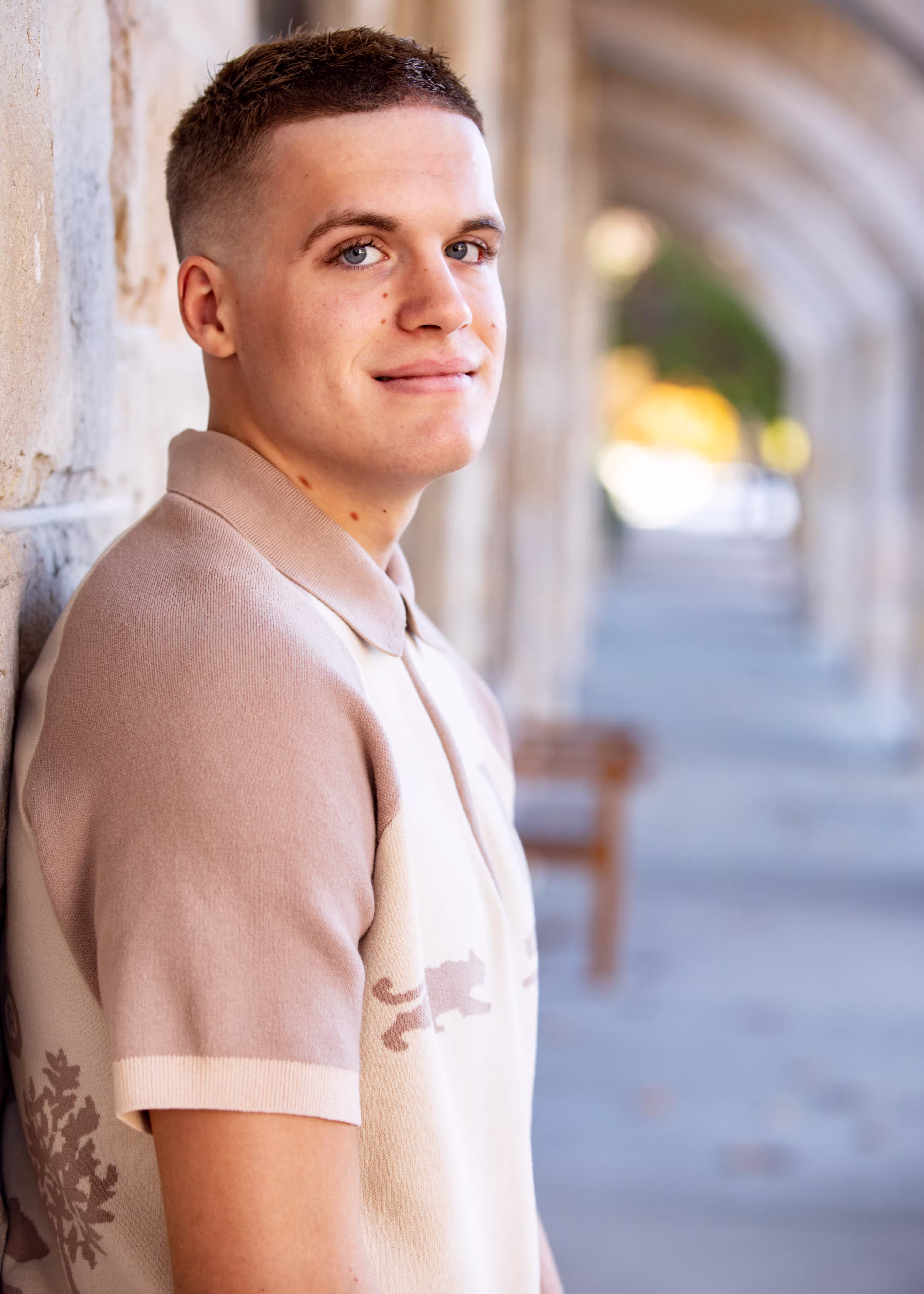 Professional senior photography Sewickley PA - experienced senior portrait photographer